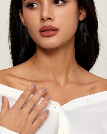 1749558440 697 0161f169 848e 498f b624 f3d365302e7b. CR0,0,362,453 PT0 SX362 V1 Diamond Pendant Necklace for Women, Dainty Gold Necklace 18k Gold Plated Paperclip Choker Necklaces Cute Open Oval Necklaces Simple Gold Necklace Jewelry Gifts for Women Trendy