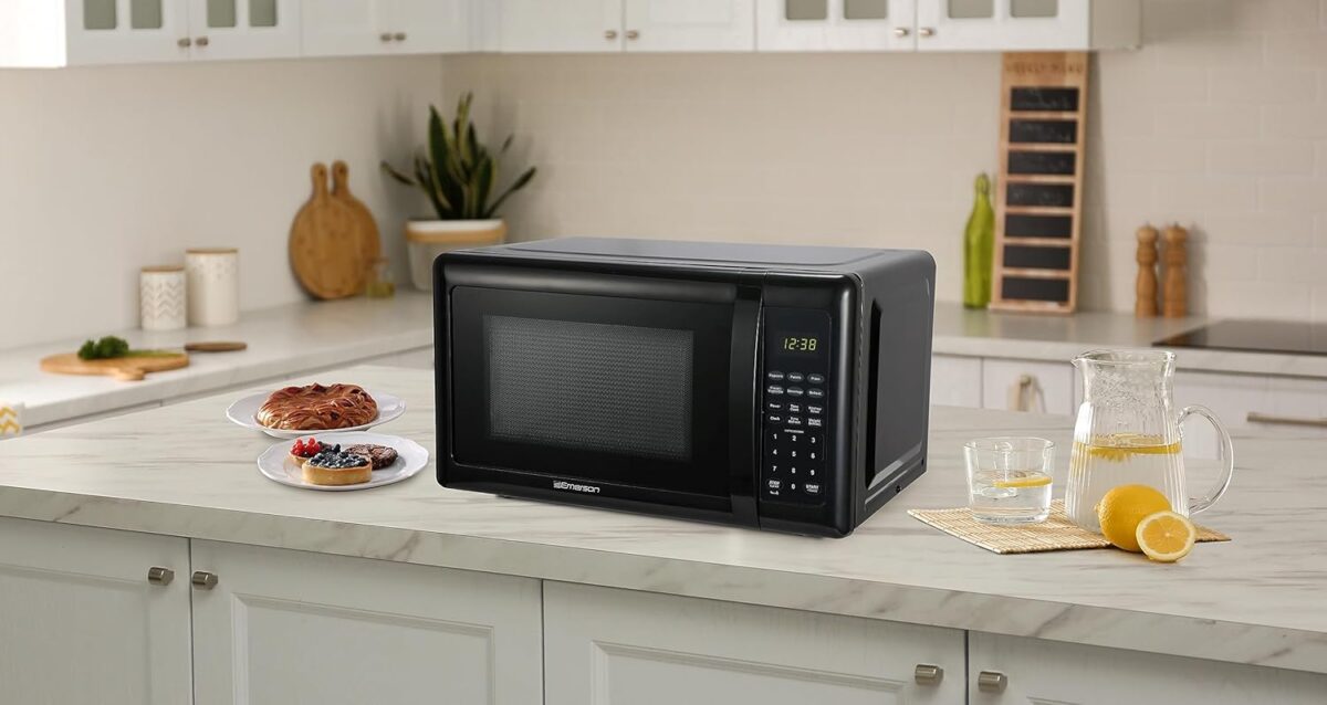 1749689907 Emerson MW7302B Compact Countertop Microwave Oven with Touch Control LED Display 700W 10 Power Levels 6 Auto Menus Glass Turntable and Child Safe Lock 0.7 Cu. Ft. Black Emerson MW7302B Compact Countertop Microwave Oven with Touch Control, LED Display, 700W, 10 Power Levels, 6 Auto Menus, Glass Turntable and Child Safe Lock, 0.7 Cu., Ft. Black