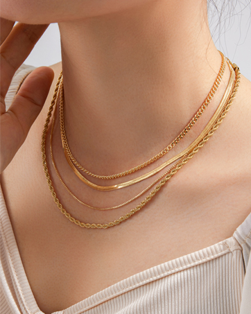 69198036 b099 47c2 8c37 124979838868. CR0,0,362,453 PT0 SX362 V1 Diamond Pendant Necklace for Women, Dainty Gold Necklace 18k Gold Plated Paperclip Choker Necklaces Cute Open Oval Necklaces Simple Gold Necklace Jewelry Gifts for Women Trendy