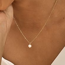 pearl necklace