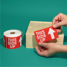 Labels for shipping packages that are clear, concise, and easy to read