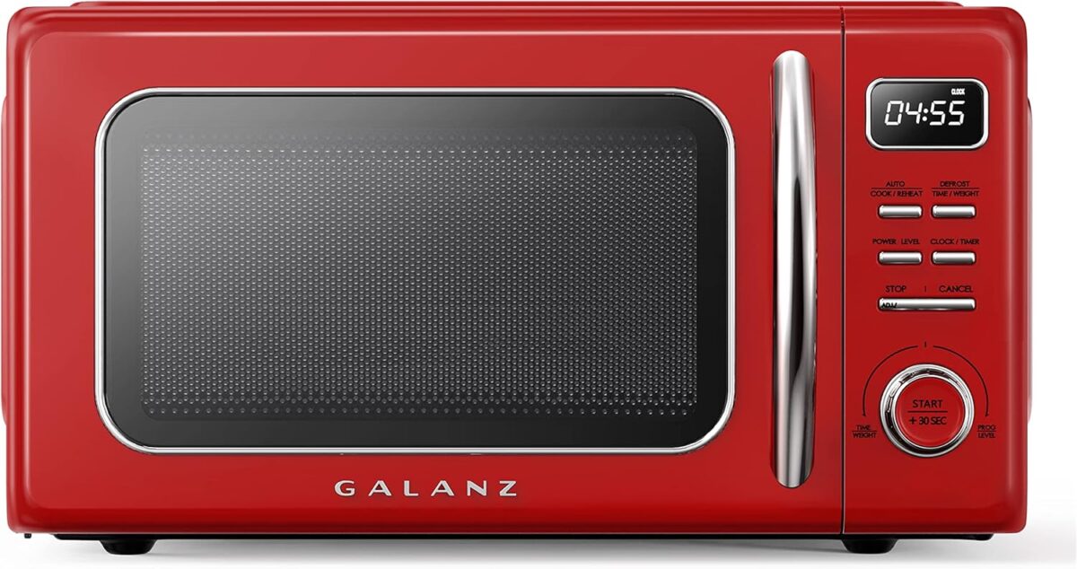 Galanz GLCMKZ11RDR10 Retro Countertop Microwave Oven with Auto Cook & Reheat, Defrost, Quick Start Functions, Easy Clean with Glass Turntable, Pull Handle, 1.1 cu ft, Red