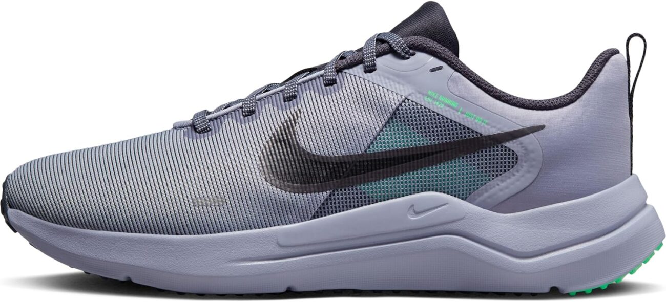 Menʼs casual shoes