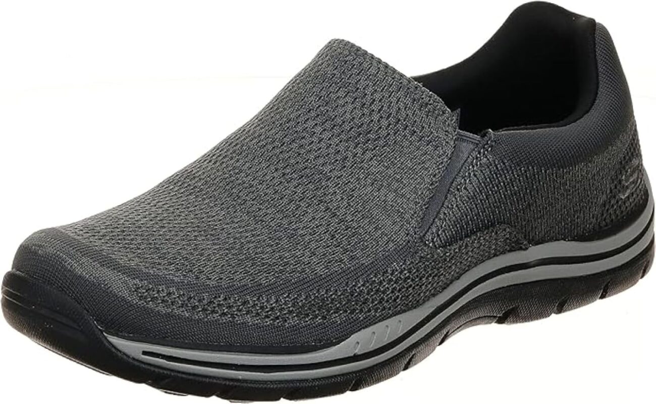 Menʼs casual shoes