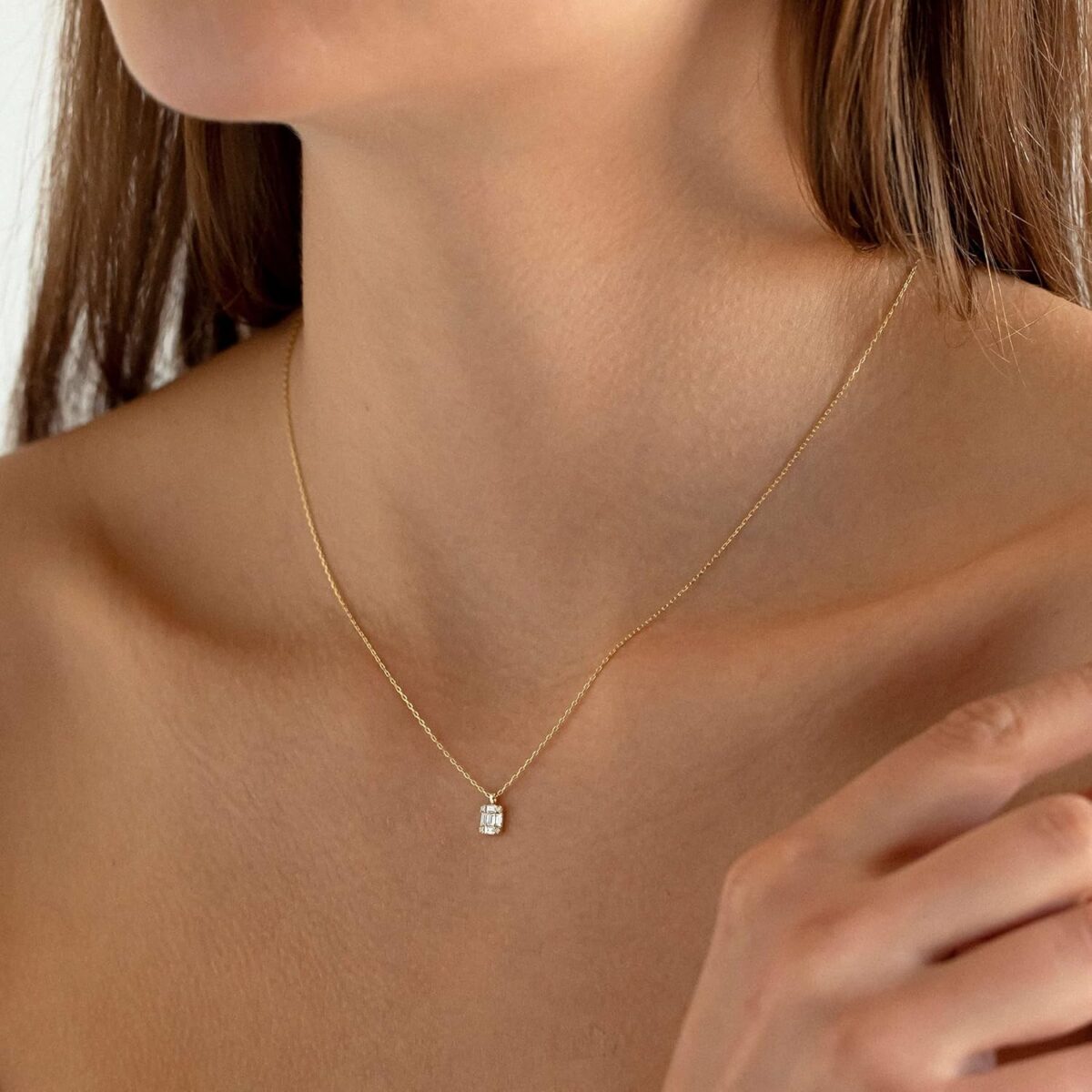 Tewiky Diamond Pendant Necklace for Women， Dainty Gold Layered Necklaces 14k Gold Plated Stacked Cuban Paperclip Chain Choker Necklaces Aesthetic Simple Gold Necklace Jewelry Gifts for Women Tewiky Diamond Pendant Necklace for Women， Dainty Gold Layered Necklaces 14k Gold Plated Stacked Cuban Paperclip Chain Choker Necklaces Aesthetic Simple Gold Necklace Jewelry Gifts for Women