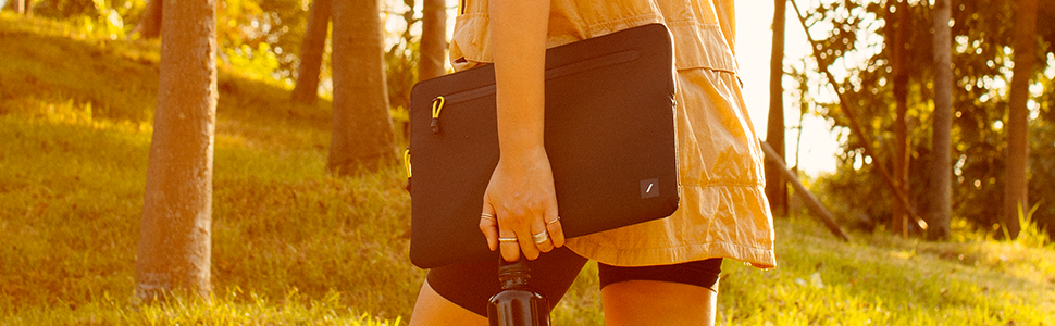 Native Union Ultralight Sleeve Durable Lightweight Sustainable Made of 100% Recycled Ripstop Fabric 
