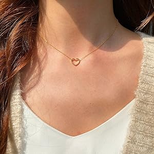 gold heart necklace
