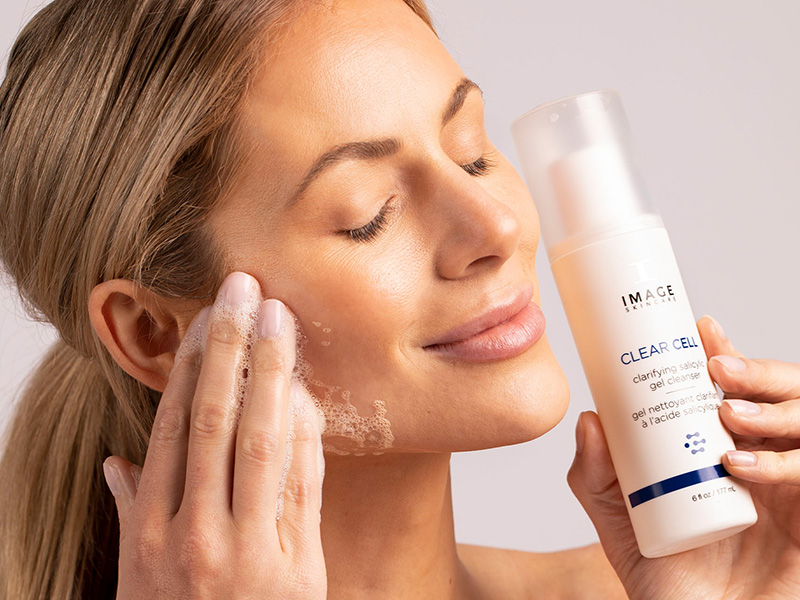 Clear Cell Salicylic Gel Cleanser
